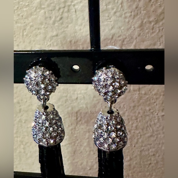 🖤 Black Tassel Statement Earrings with Silver Rhinestone Accents - Picture 3 of 6